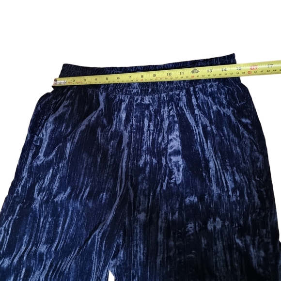 Gap Velour Wide Leg Pull-On Pants - Picture 4 of 9